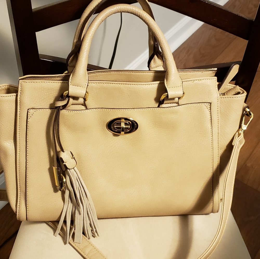 Handbag